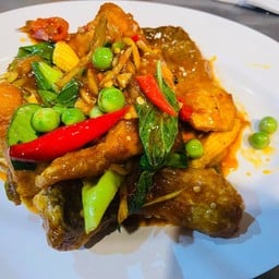 ผัดฉ่าปลากระพง