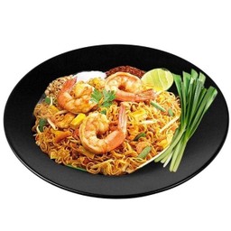 ผัดไทยเส้นมาม่า