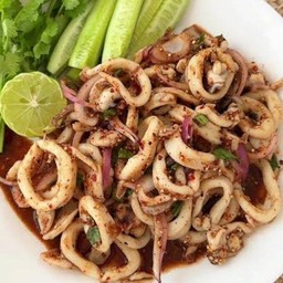 ลาบปลาหมึก