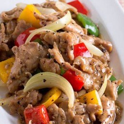 หมูผัดพริกไทยดำ (กับข้าว)