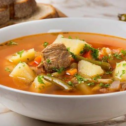 ซุปเนื้อมันฝรั่ง