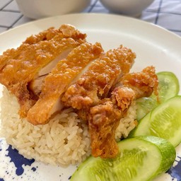 ข้าวมันไก่ทอดพิเศษ