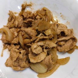 หมูผัดหอมน้ำมันหอย