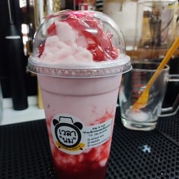 นมสดสตรอว์เบอร์รี่ปั่น