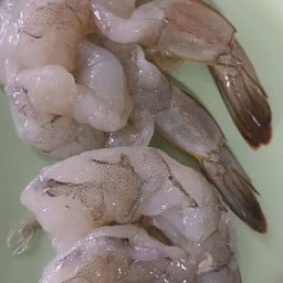 กุ้งสด 4 ตัว