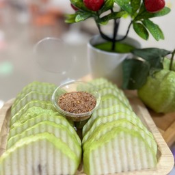 ฝรั่งสด พริกเกลือเด็ด