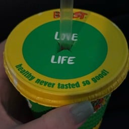 Boost Juice Bars Century the movie plaza Sukhumvit