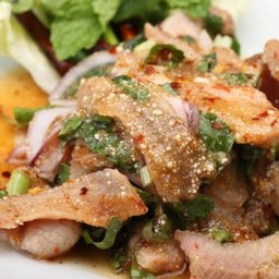 น้ำตกหมู