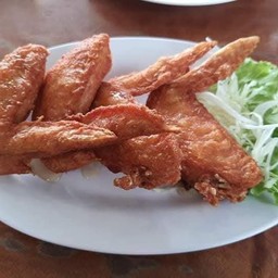 ปีกไก่ทอด-น้ำปลา