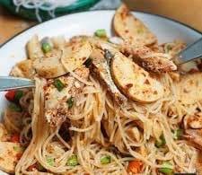 ยำขนมจีนหมูยอ