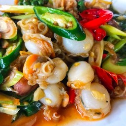 หอยเชล์ลผัดฉ่า