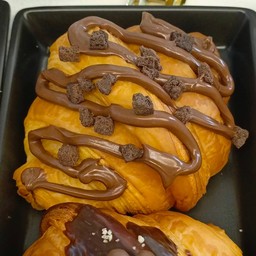 nutella mini croissant