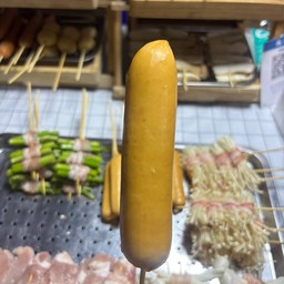 ไส้กรอกหนังกรอบ