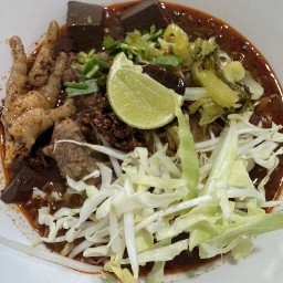 ร้านน้ำเงี้ยวสเตชั่น