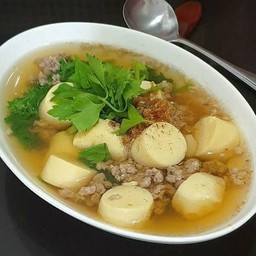 แกงจืดเต้าหู้หมูสับ