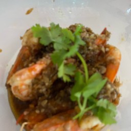 กุ้งกระเทียม