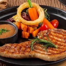 สเต็กพอร์คชอปคุโรบุตะ บราวน์ซอส