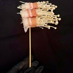 เห็ดเข็มทองพันสามชั้น