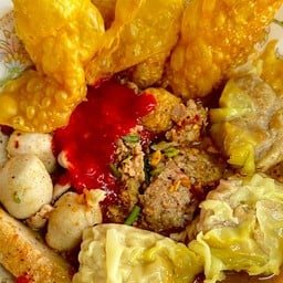 เส้นหมี่เย็นตาโฟต้มยำ