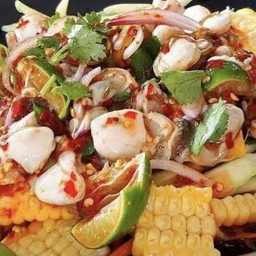 ยำข้าวโพดหอยนางรม