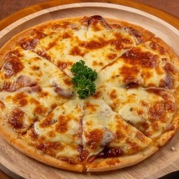 พิซซ่าไส้กรอกดับเบิ้ลชีส