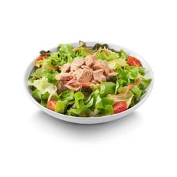 Tuna salad with sesame soy sauce dressing