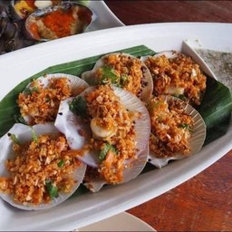 หอยเชล์ลย่างทรงเครื่อง