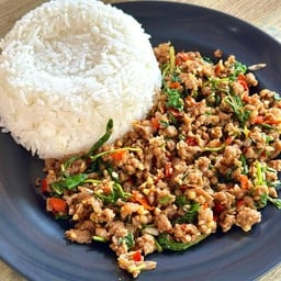 กะเพราเนื้อ