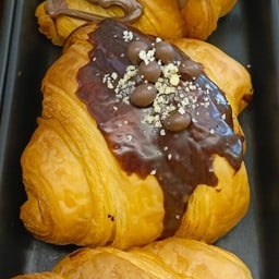 dark choc 58%mini croissant