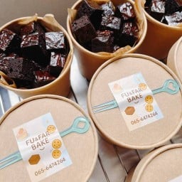 FU&FAR BAKE แซนวิช เค้ก บราวนี่