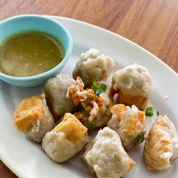 ลูกชิ้นแคระลวกจิ้ม