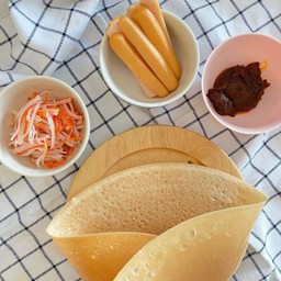 เครปพริกเผาไส้กรอกปูอัด