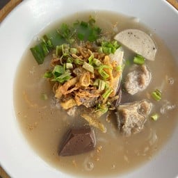 ก๋วยจั๊บญวน