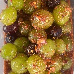 องุ่นไซมัส+องุ่นแดงไร้เม็ดคลุก