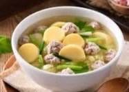 แกงจืดเต้าหู้หมูสับ