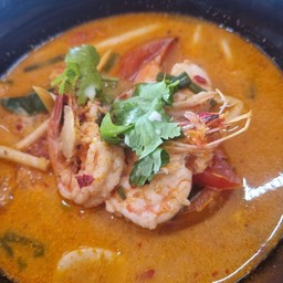 บะหมี่ต้มยำทะเล