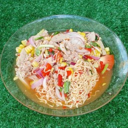 ยำมาม่า ทรงเครื่อง