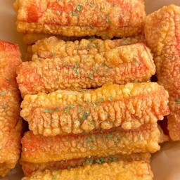 ปูอัดชุบแป้งทอดชิ้นละ