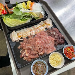 หมูกะทะใหญ่