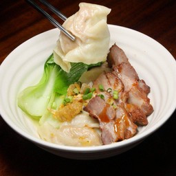 เกี๊ยวหมูหมูแดงฉ่ำ