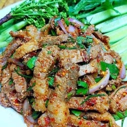 น้ำตกเนื้อ