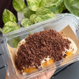 ปังปิ้งก้อนกลมหั่น ซอสนมสด + โอวัลตินแฟลก