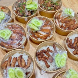 ข้าวหมูทอด ไก่ทอด -บ้านฉัน เฮงเฮง88