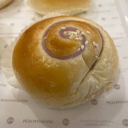 ปังไส้เผือก