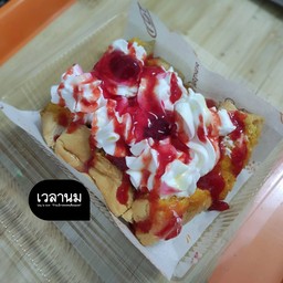 ปังวิปครีมสตรอว์เบอร์รี่