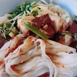 ขนมจีนน้ำยาป่า