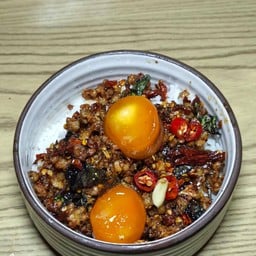 กระเพราฟิวชั่น - พริกแห้งโบราณ