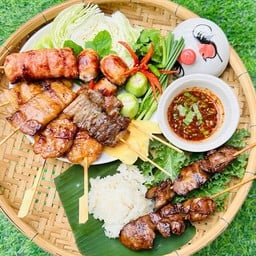 หมูปิ้งหน้าบ้าน @แผ่นดินทอง
