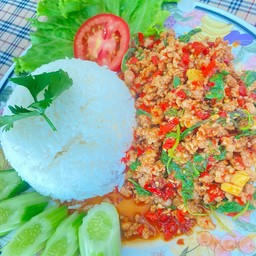 กะเพราหมูสับ