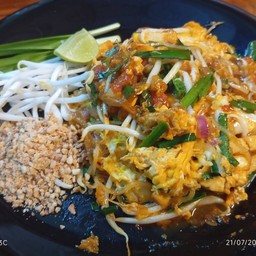 ผัดไทยกุ้งแห้ง